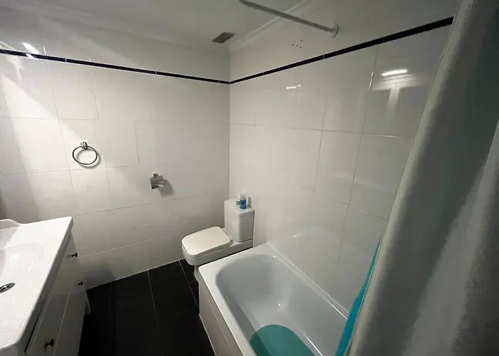 아파트 1 Bed With Mountain Views